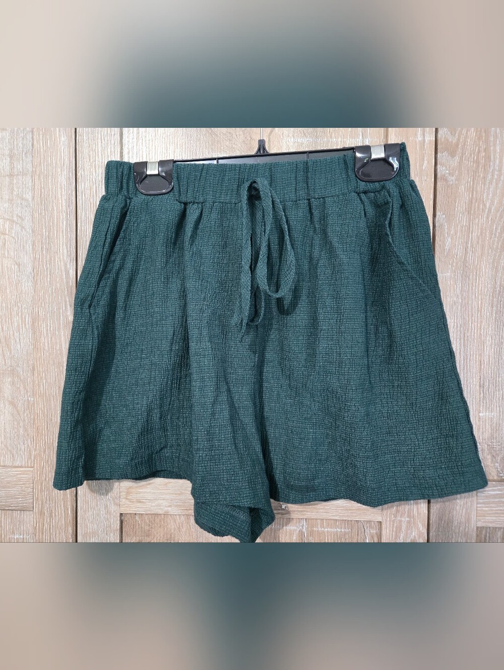 🎁 FREE Dark Green Emeraude High Waist Light Shorts